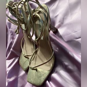 Gold Steve Madden tie leg sandal